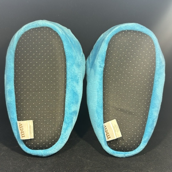 2 pair Kids M&M Character Slippers - Kids 9/10 - Picture 3 of 8